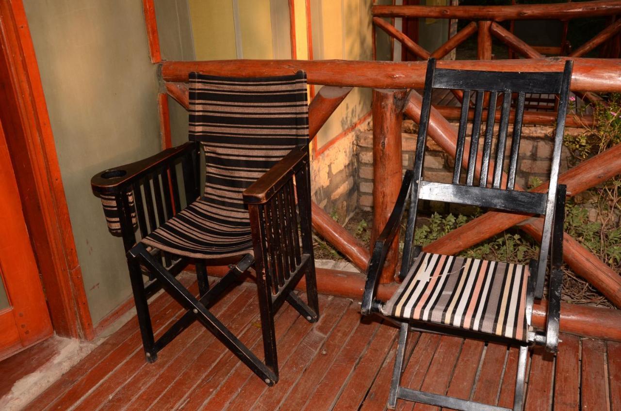 Irungu Forest Safari Lodge Katunguru Экстерьер фото